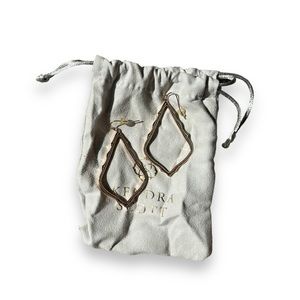 Kendra Scott Gold Sophee Drop Earrings